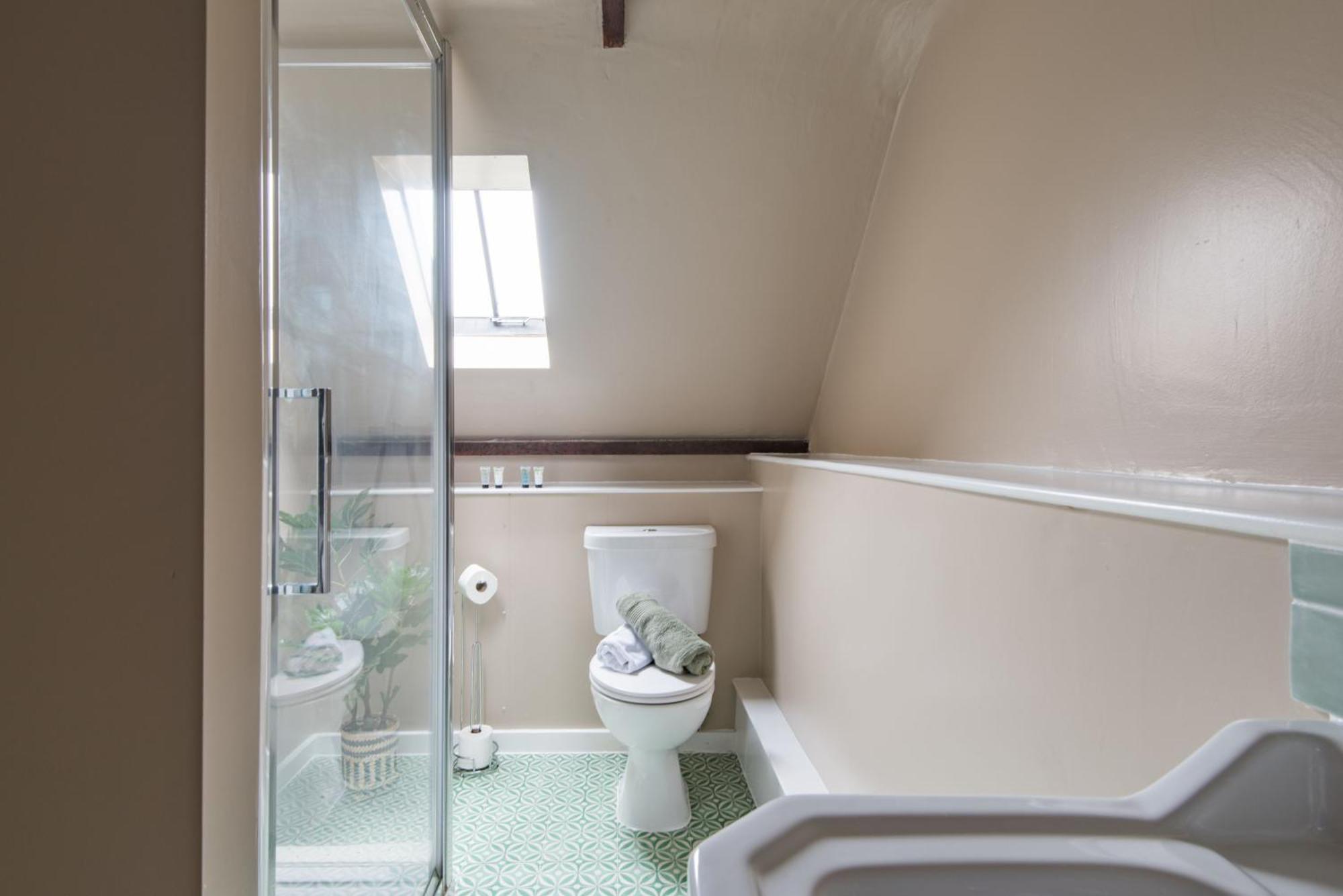 Crow Cottage By Bloom Stays Faversham Exteriör bild
